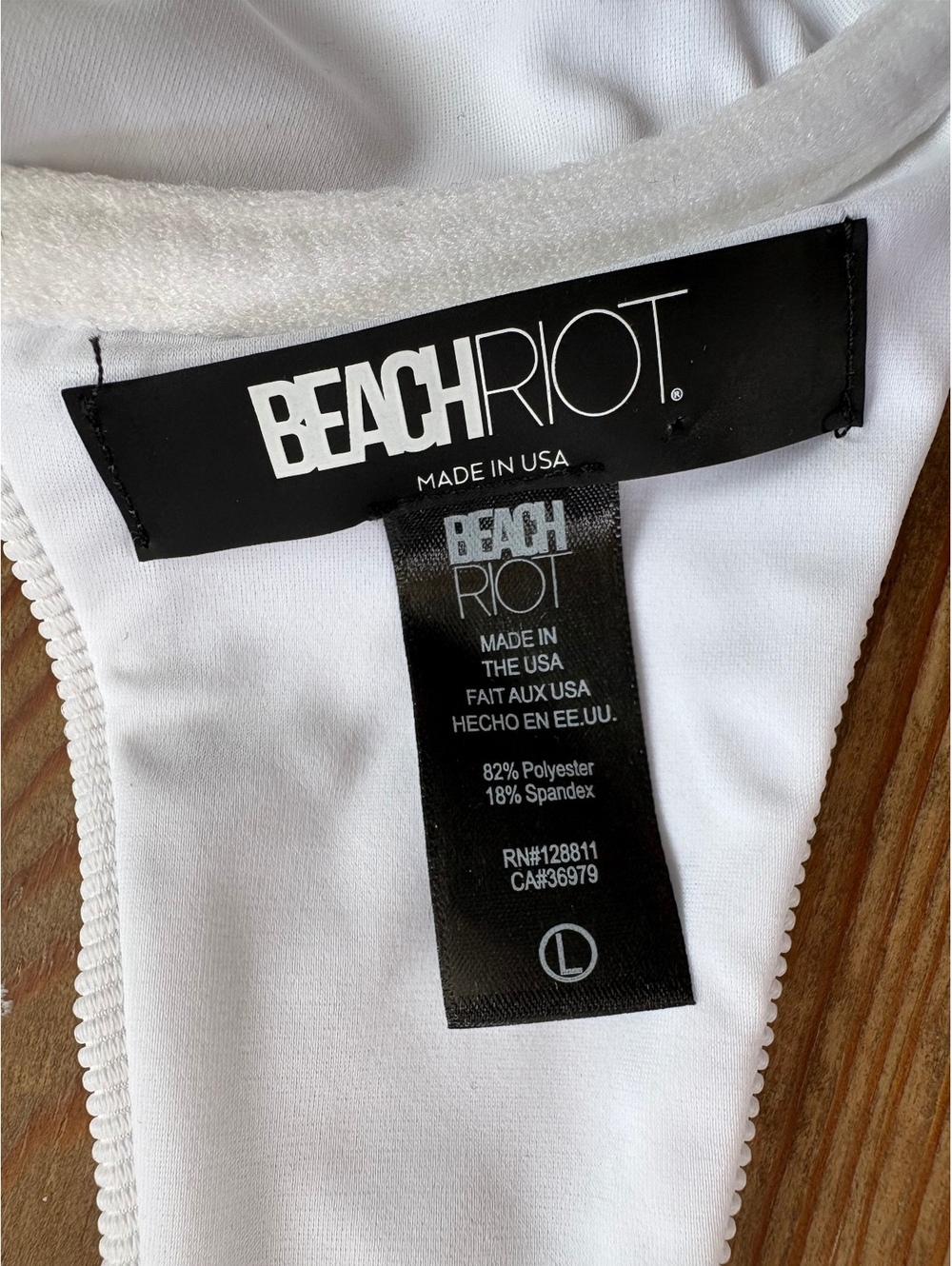 Beach Riot White Ribbed Underwire Bikini Top Size Large - Picture 4 of 5